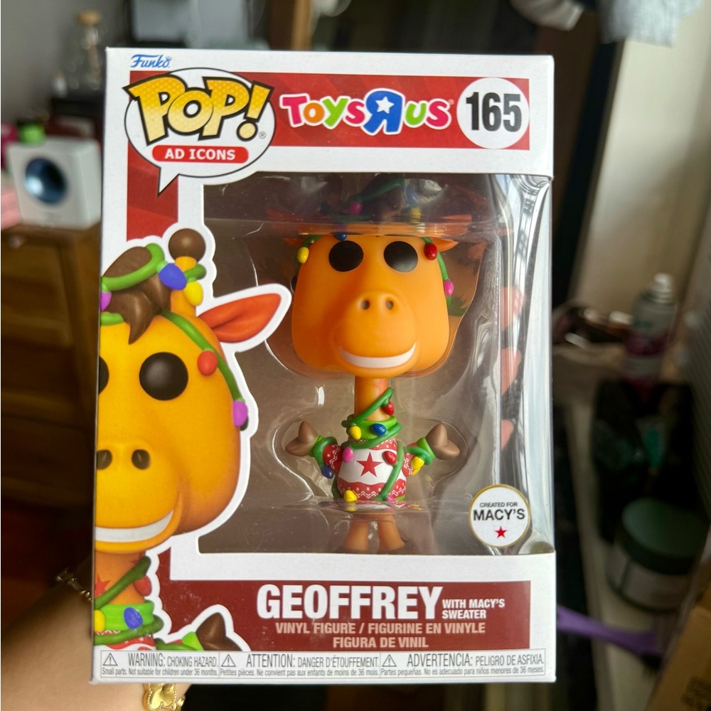 FUNKO TOYS R US Macys Exclusive GEOFFREY 165
